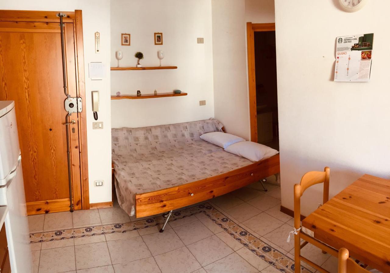 Holiday House Alghero Bagian luar foto